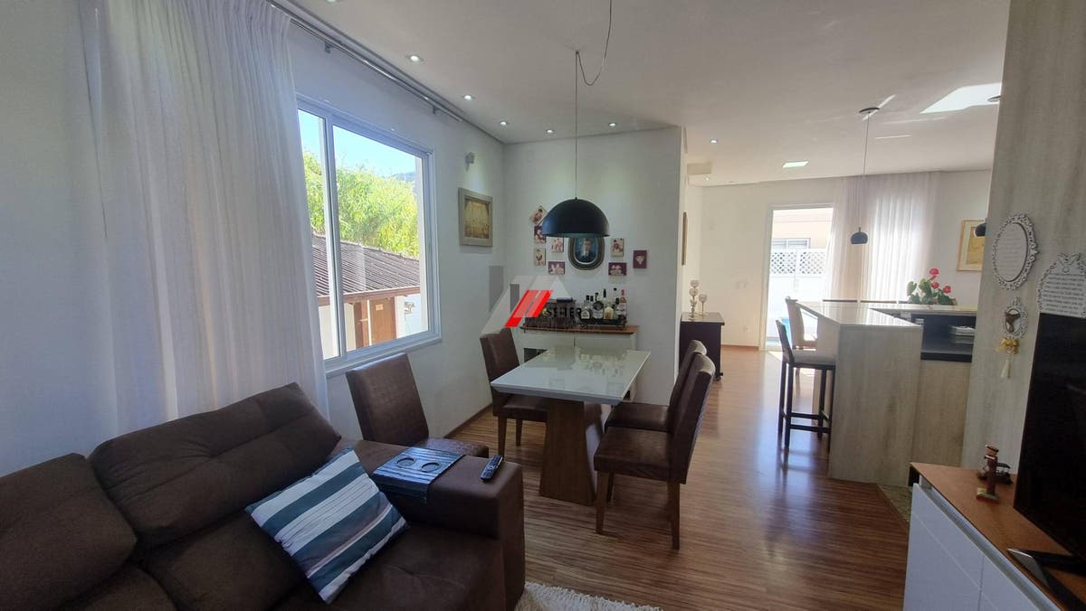 Casa de 3 suites a venda Lagoa da Conceiçao Florianopolis com 352 metros de area util