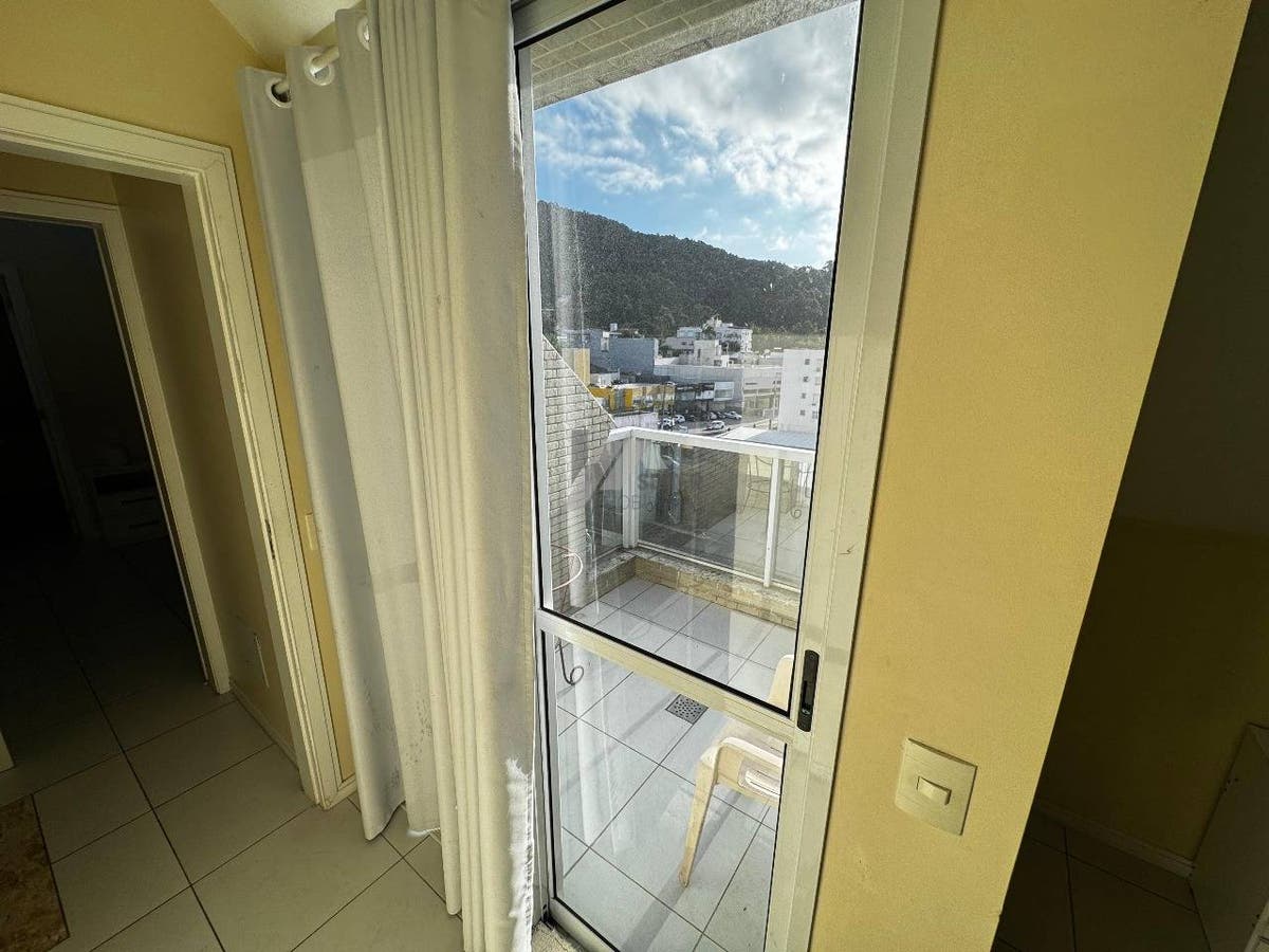 Cobertura 3 suites venda Trindade florianopolis