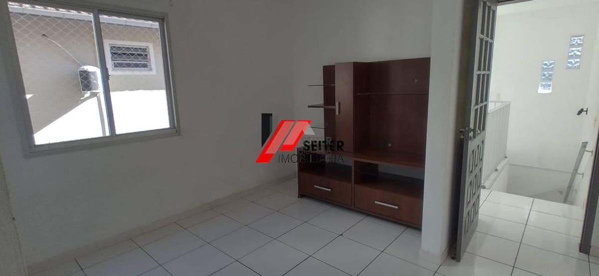 Casa á venda na trindade Florianópolis