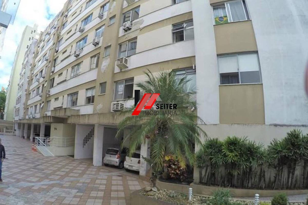 Apartamento de 3 quartos a venda na Av Mauro Ramos Centro