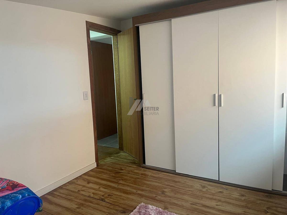 Casa 3 dormitórios para Venda no São João do Rio Vermelho Florianópolis