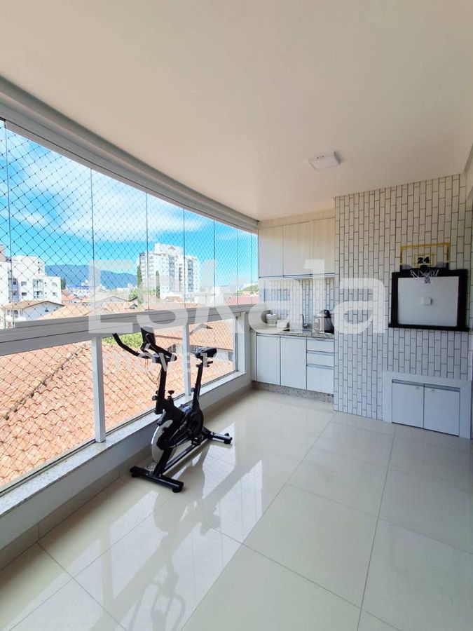 Apartamento Semi Mobiliado Com 01 Suíte + 01 Dormitório Baependi - Jaraguá Do Sul.