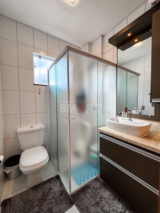 Apartamento no Bairro Nova Brasília Com 01 Suíte + 01 Quarto