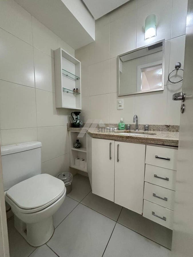 Cobertura 3 suites alugar Trindade florianopolis
