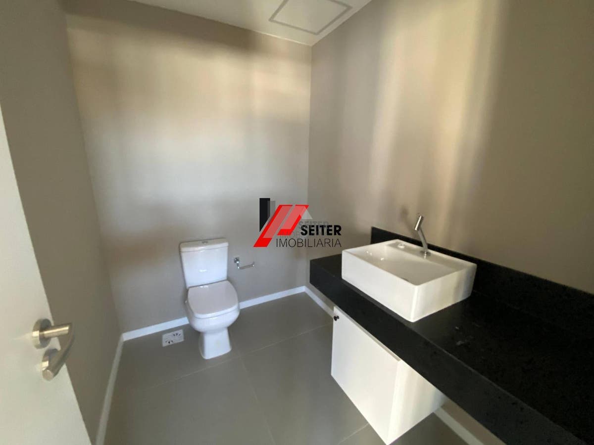 Sala comercial para locação Centro de Florianópolis proximo mercado publico