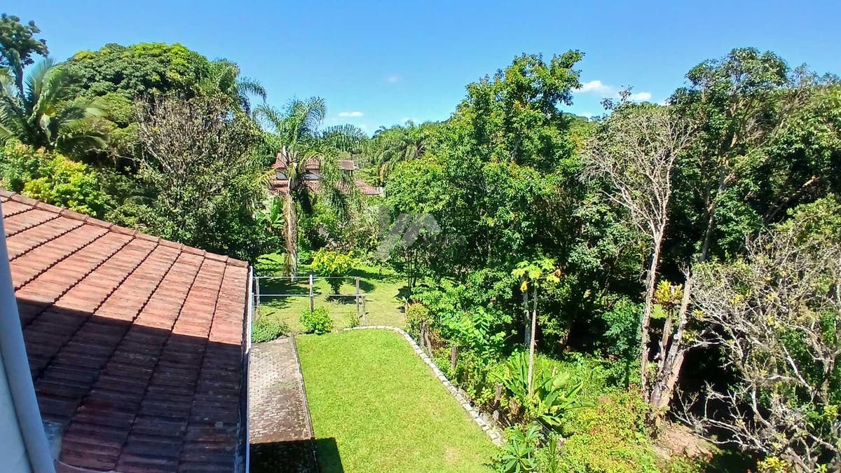 Casa a venda de 4 suites terreno grande Santo Antonio de Lisboa Florianopolis