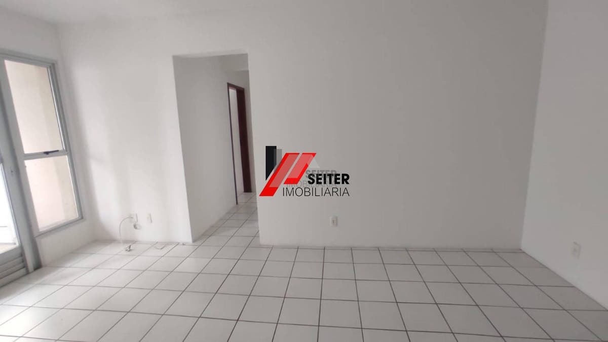 Apartamento 2 suites para aluguel no centro proximo Hercilio Luz