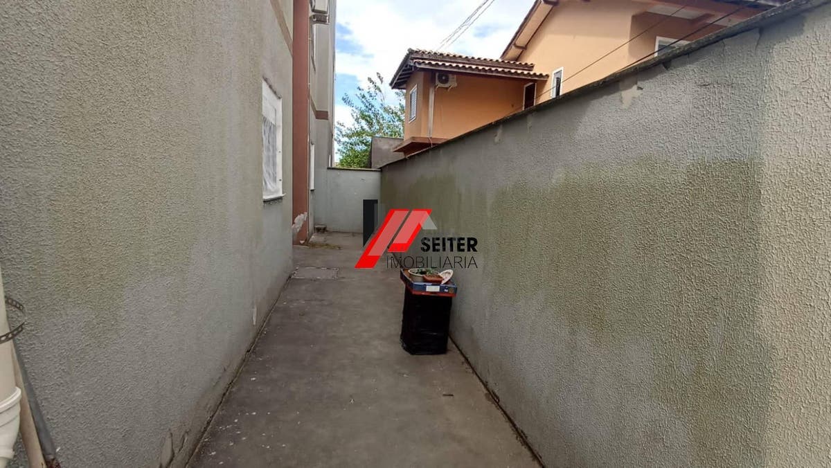 Apartamento à venda com 2 dormitórios no Campeche Florianópolis
