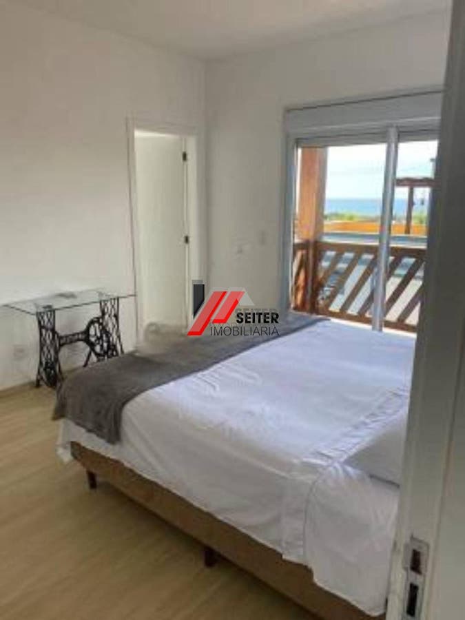 Casa com 4 dormitórios no Campeche