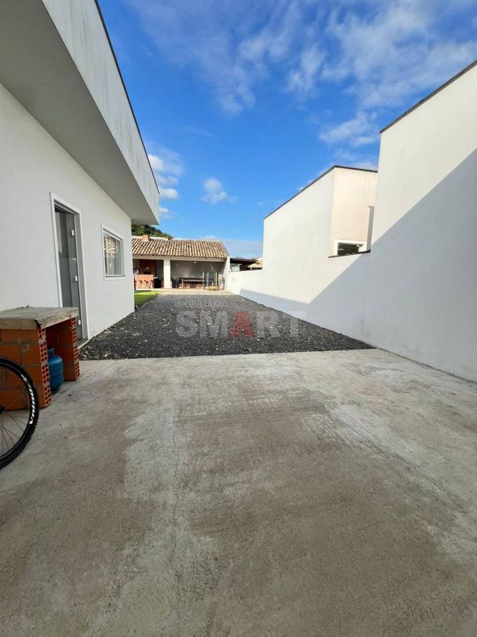 Casa Ampla com 1 Suíte, 1 Quarto e Ampla Área Externa com Churrasqueira em Schroeder - foto 32