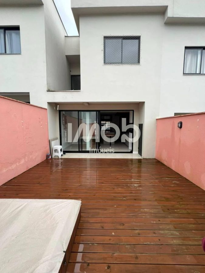 Geminado com suíte + 2 quartos, chico de paulo
