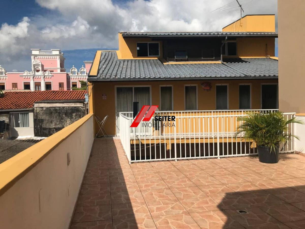Casa à venda no Centrinho da Lagoa em Florianópolis