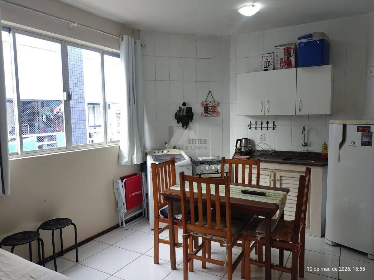 Apartamento de um dormitório para venda no centro de Canasvieiras
