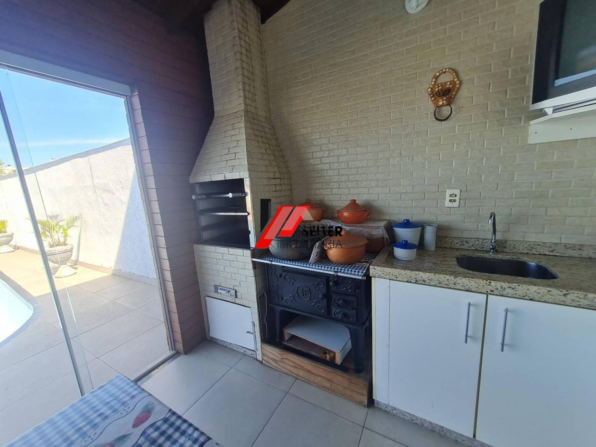 Casa a venda agronômica Florianópolis