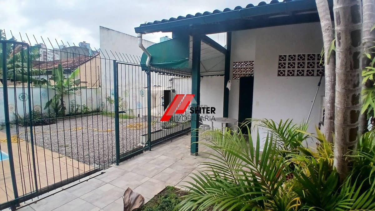 Casa a venda no itacorubi Florianópolis