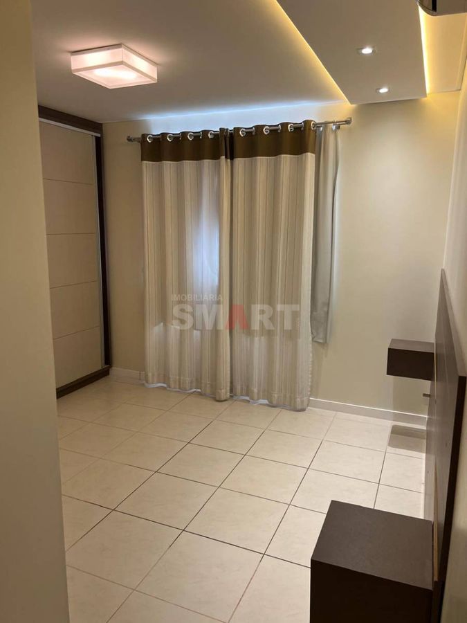 Apartamento 3 quartos semimobiliado com 2 vagas de garagem e box