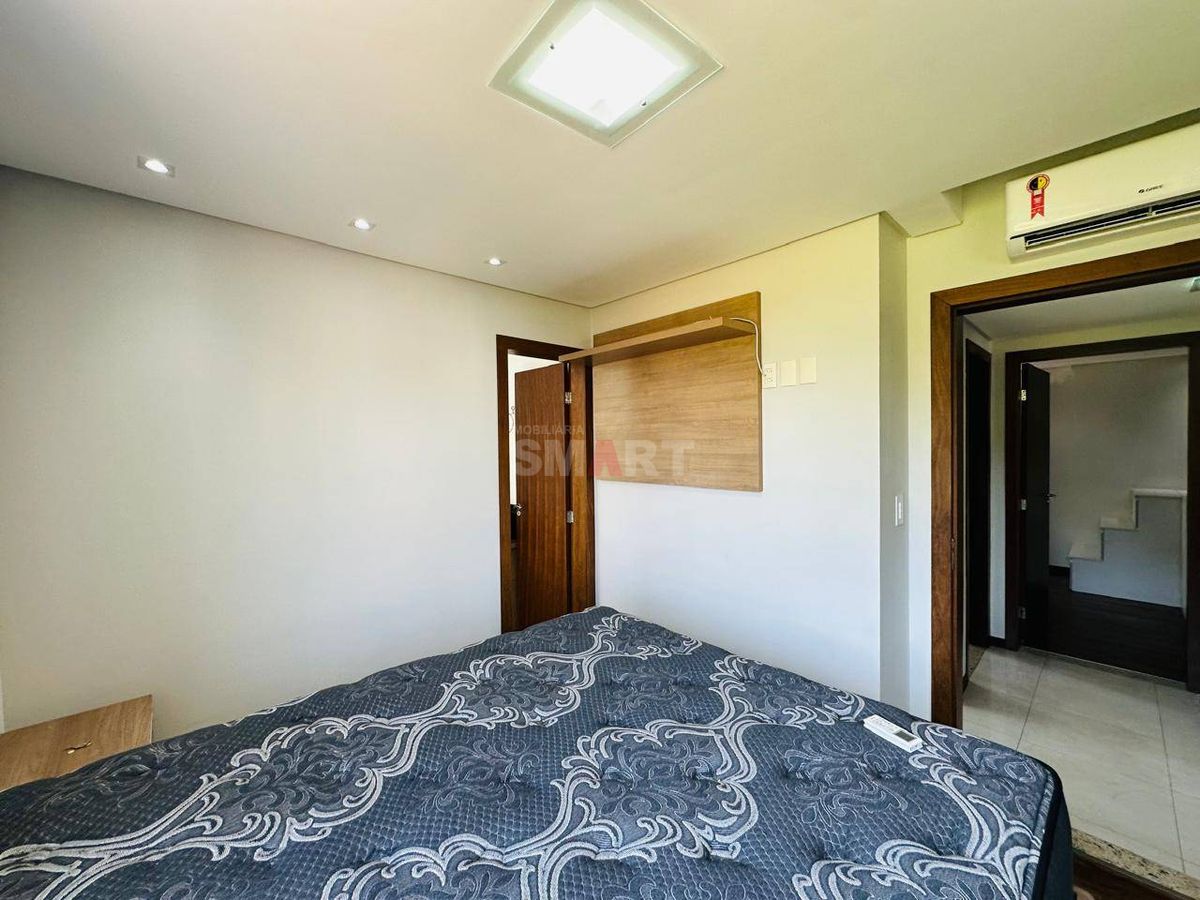 Apartamento 3 quartos (1 suíte) semimobiliado com 2 vagas de garagem e elevador