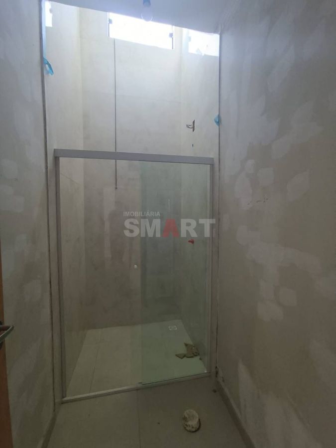 Casa Geminada Térrea com 01 Suíte + 01 Quarto em Três Rios do Norte