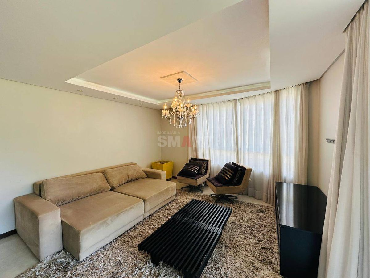 Apartamento 3 quartos (1 suíte) semimobiliado com 2 vagas de garagem e elevador