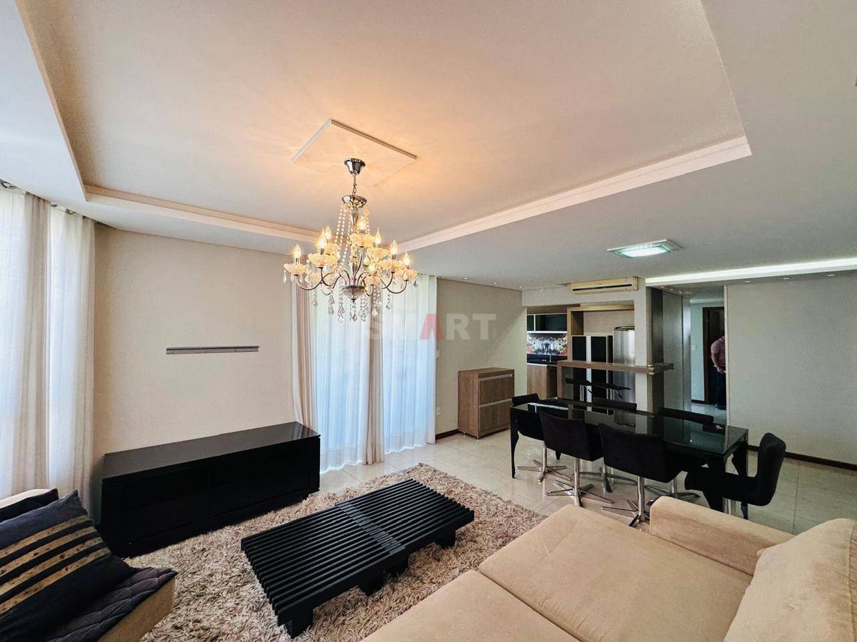 Apartamento 3 quartos (1 suíte) semimobiliado com 2 vagas de garagem e elevador