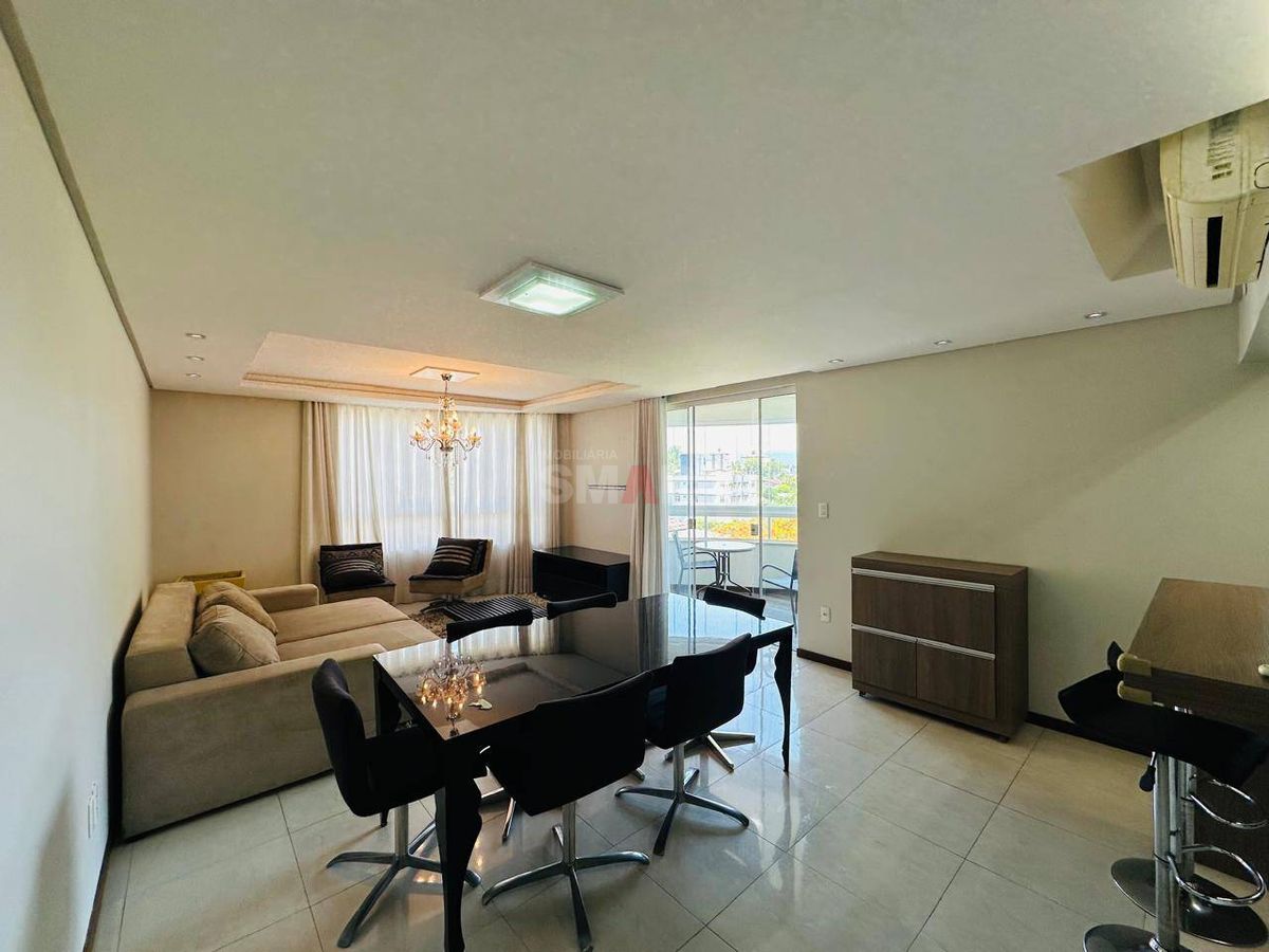 Apartamento 3 quartos (1 suíte) semimobiliado com 2 vagas de garagem e elevador