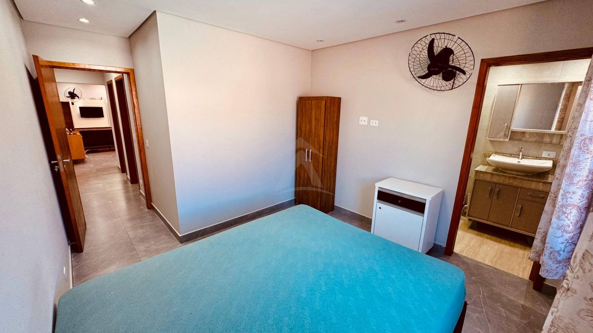 Casa com piscina, 3 quartos sendo 1 suíte, cambijú