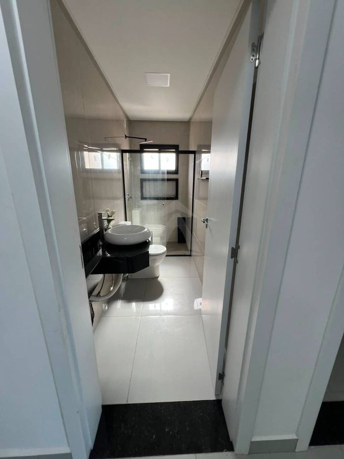 Apartamentos condomínio lauren m. Residence