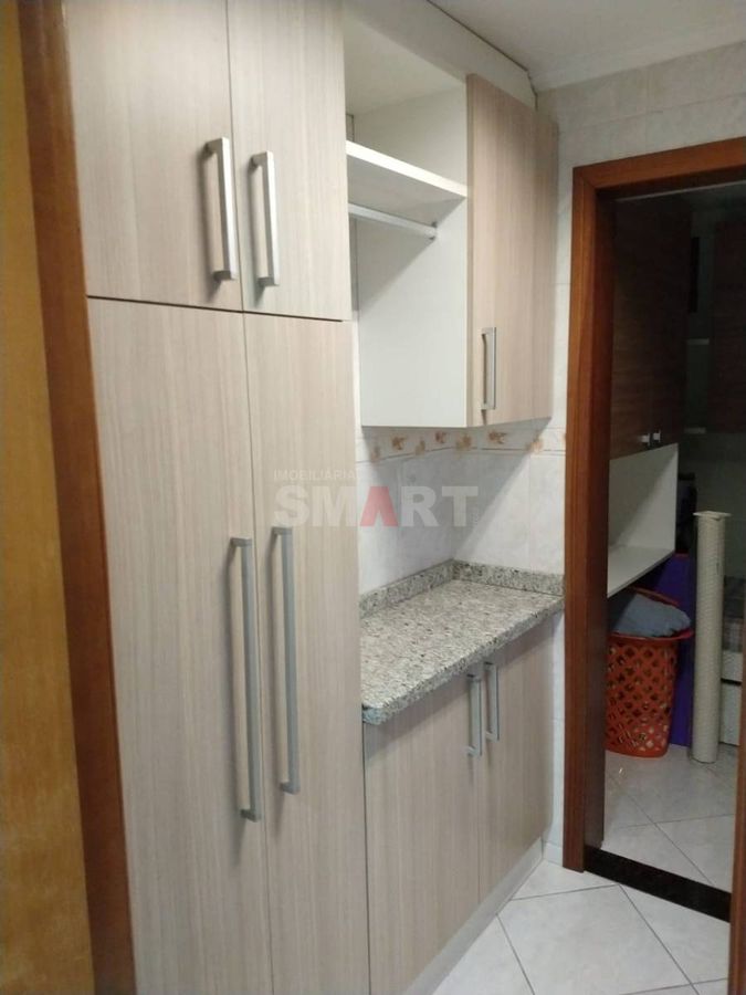 Apartamento 1 Suíte + 2 no Centro