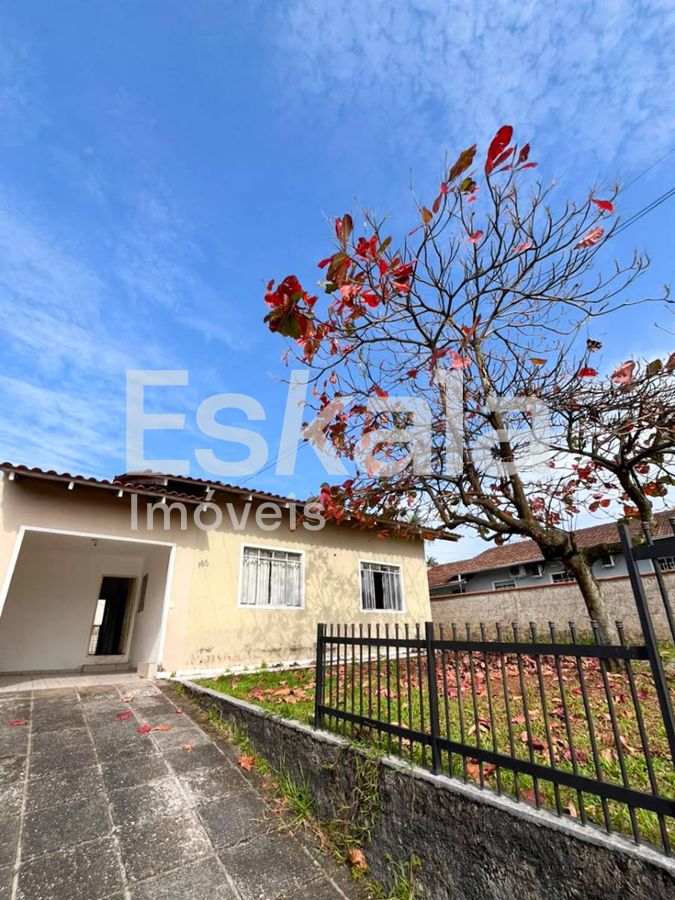 Casa Com 360m² De Área De Terreno + 03 Dormitórios Chico De Paulo - Jaraguá do Sul