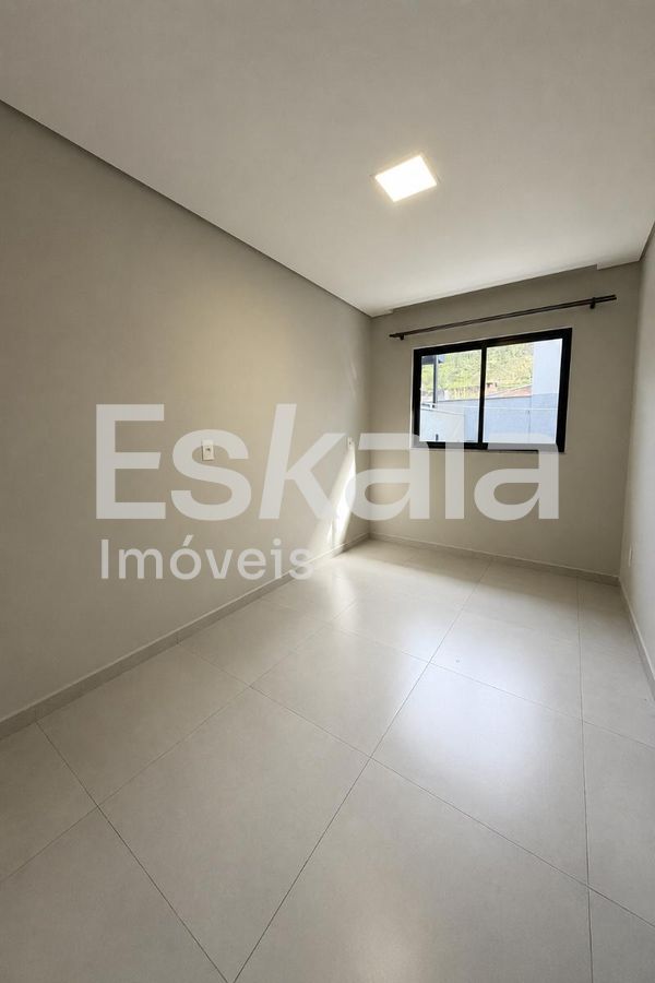 Casa Geminada com 01 Suíte + 01 Quarto Ilha da Figueira - Guaramirim
