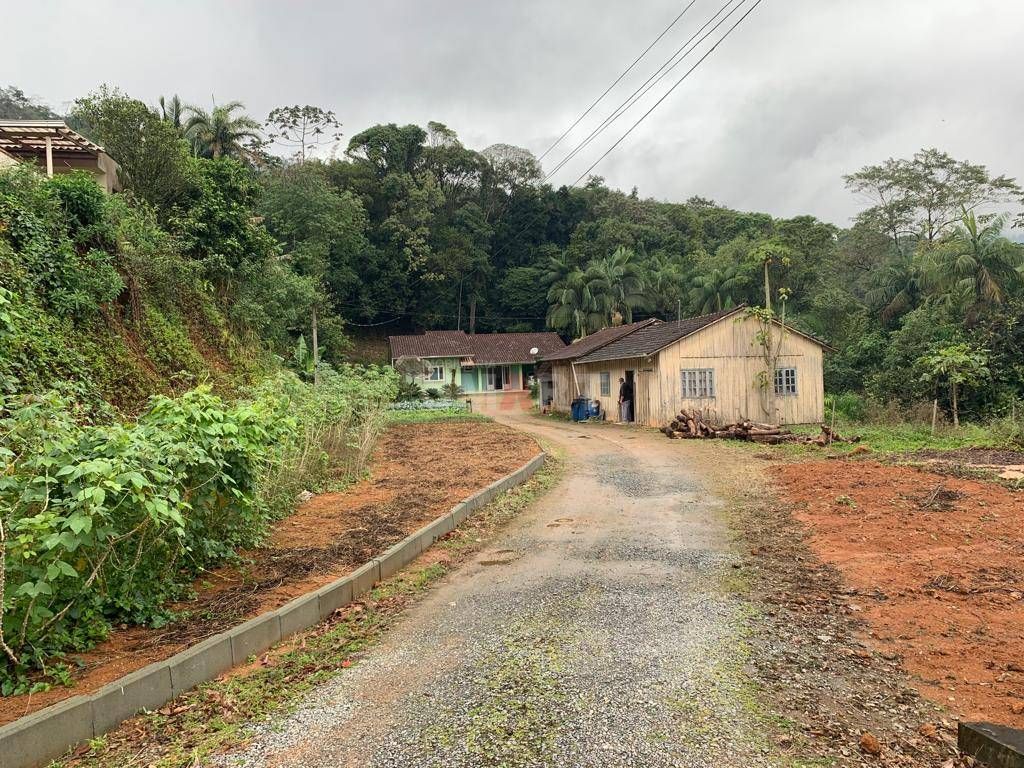 Terreno com 2.530m² na Barra do Rio Cerro em Jaraguá do Sul
