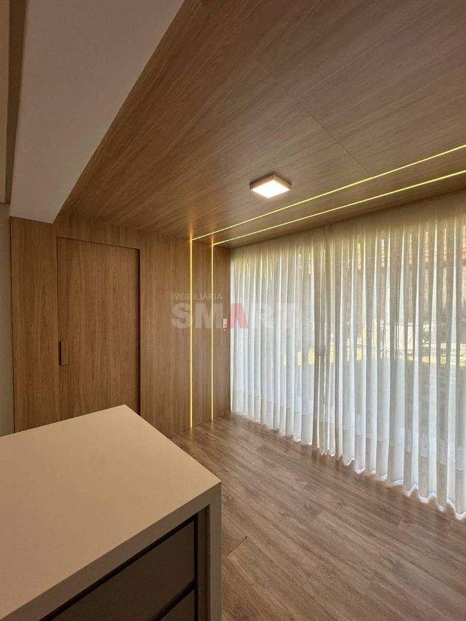 Geminado Mobiliado com 1 Suíte + 2 Quartos e Área de Festas Separada