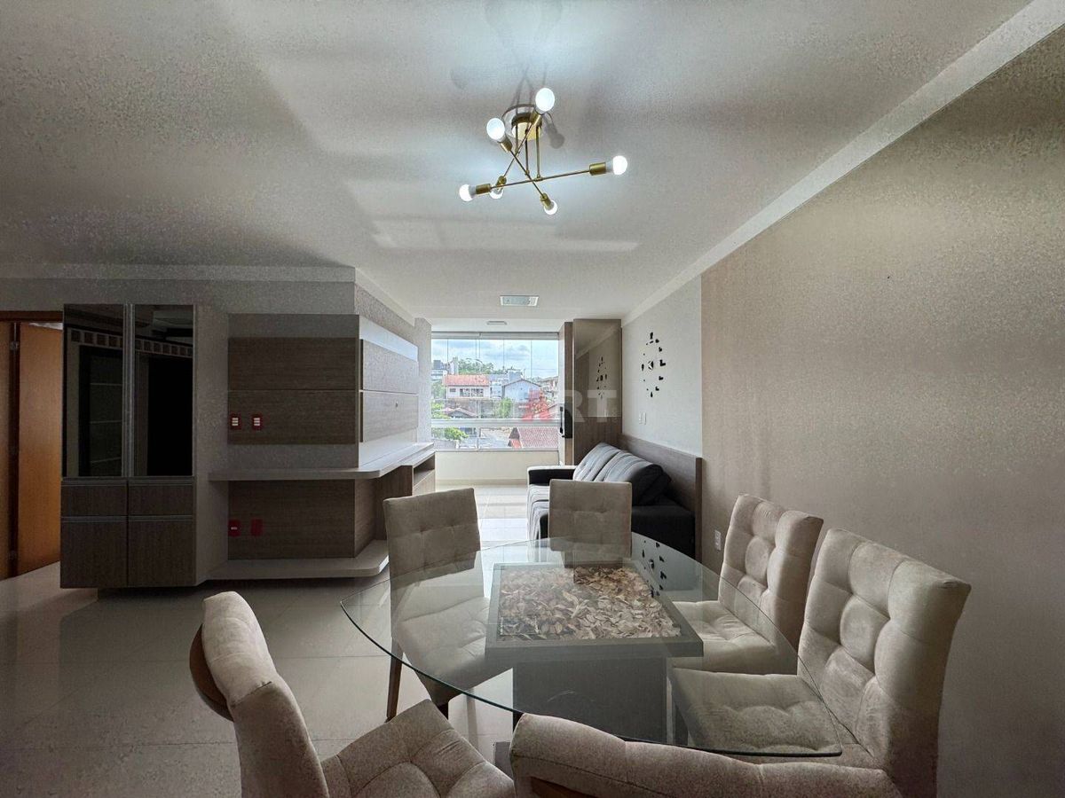 Apartamento com 1 Suíte +1 Quarto Mobiliado no Centro
