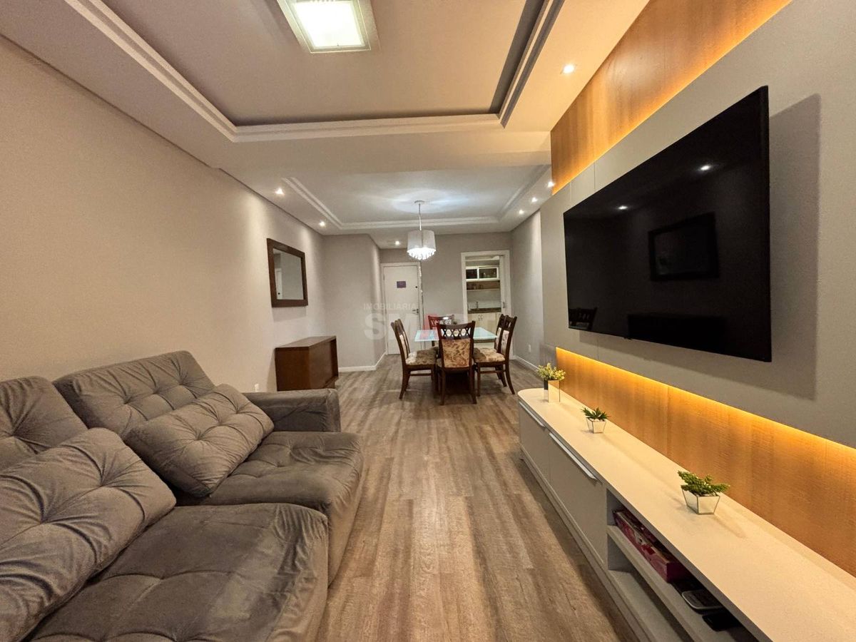 Apartamento 3 quartos (1 suíte) semimobiliado no Czerniewicz