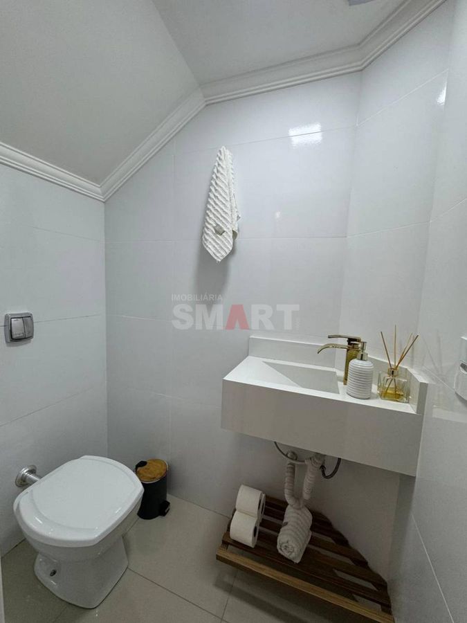 Casa Geminada Semimobiliada com 2 Suítes em Três Rios do Sul