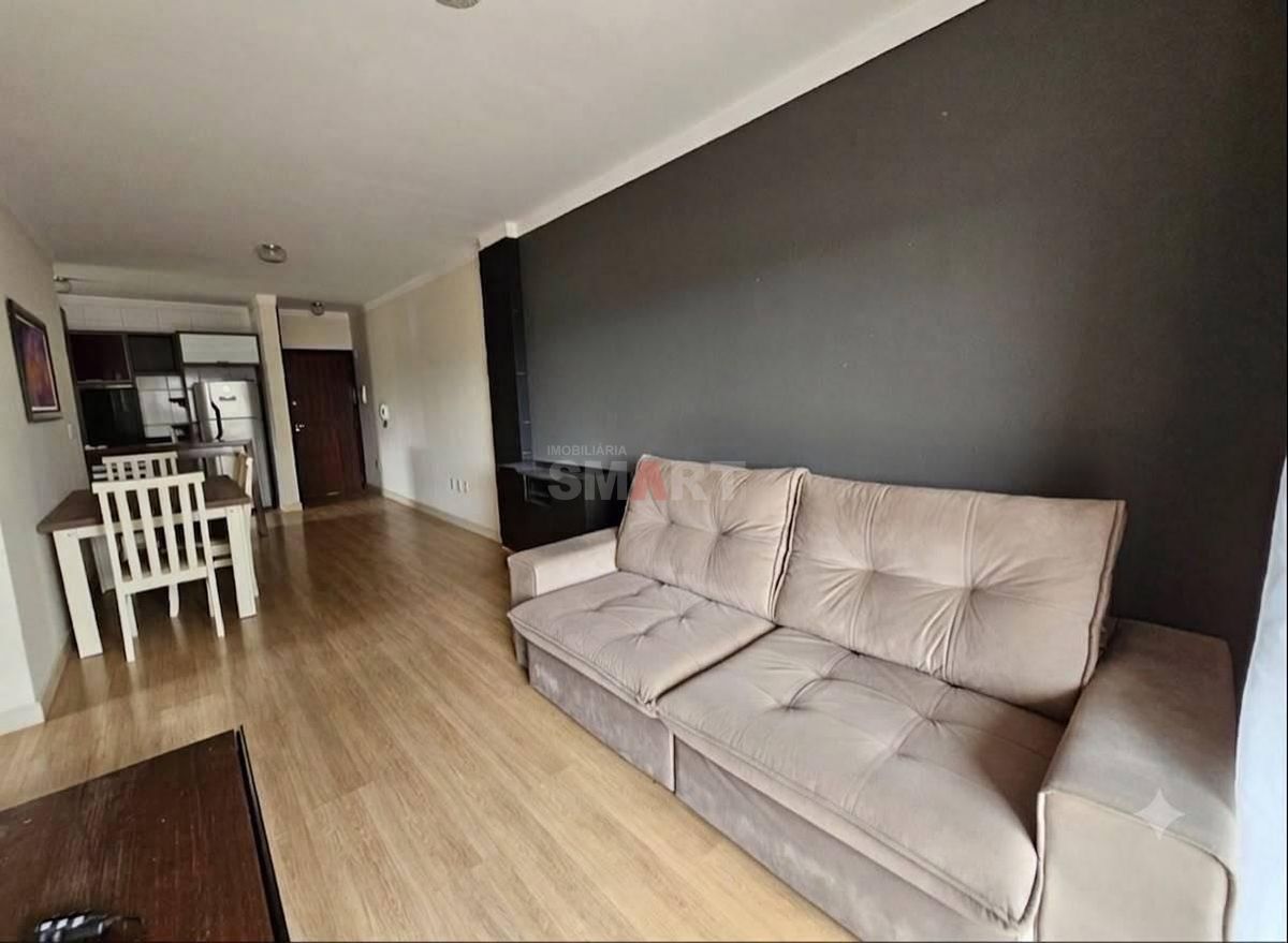 Apartamento com 2 quartos e Ampla Área Externa no Água Verde