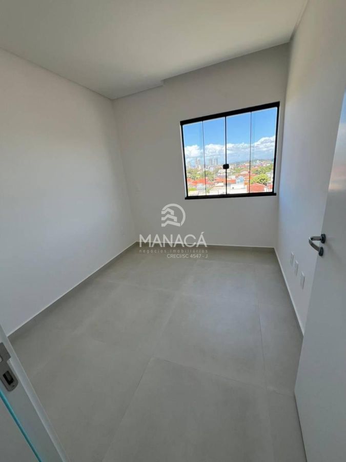 Apartamento 1 suíte + 2 quartos na Praia Central de Barra Velha