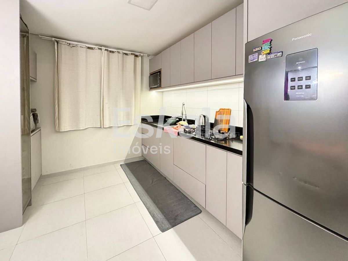 Casa Geminada Semimobiliada Com 02 Quartos Rio Branco - Guaramirim