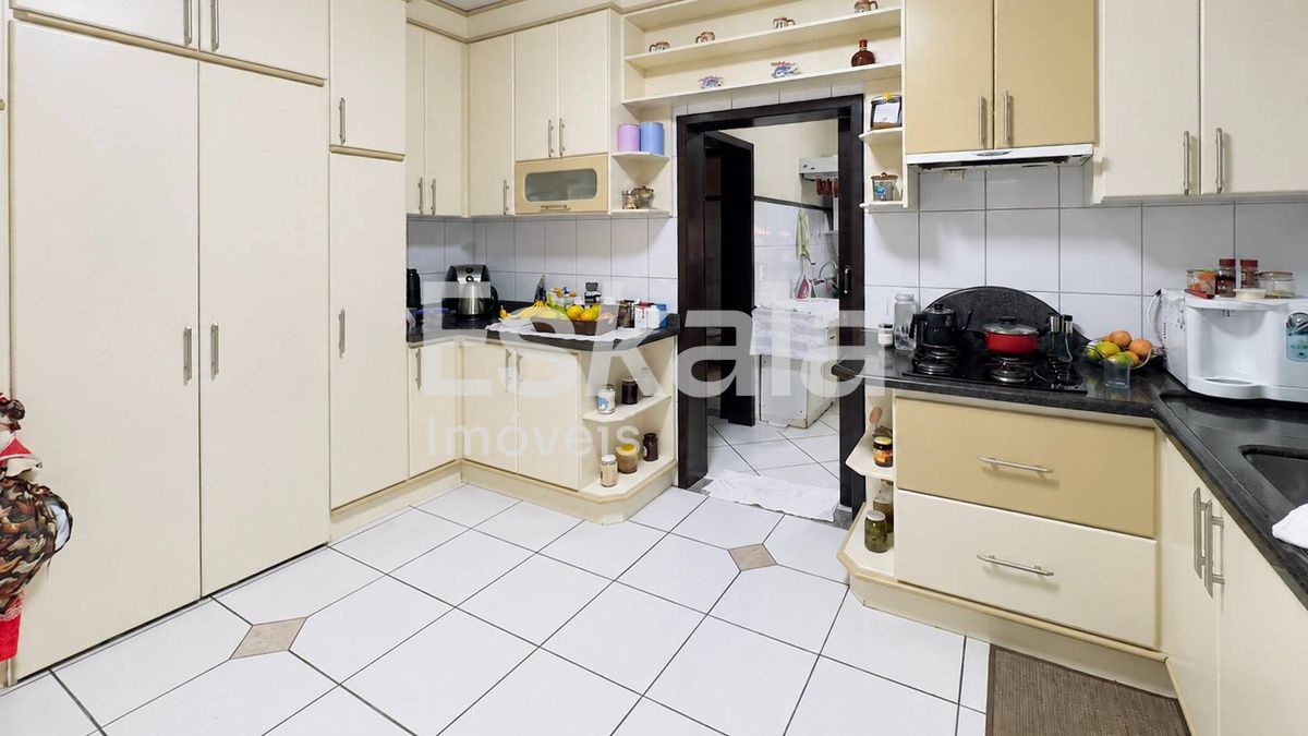 Casa, 4 quartos, 227 m² - Foto 4