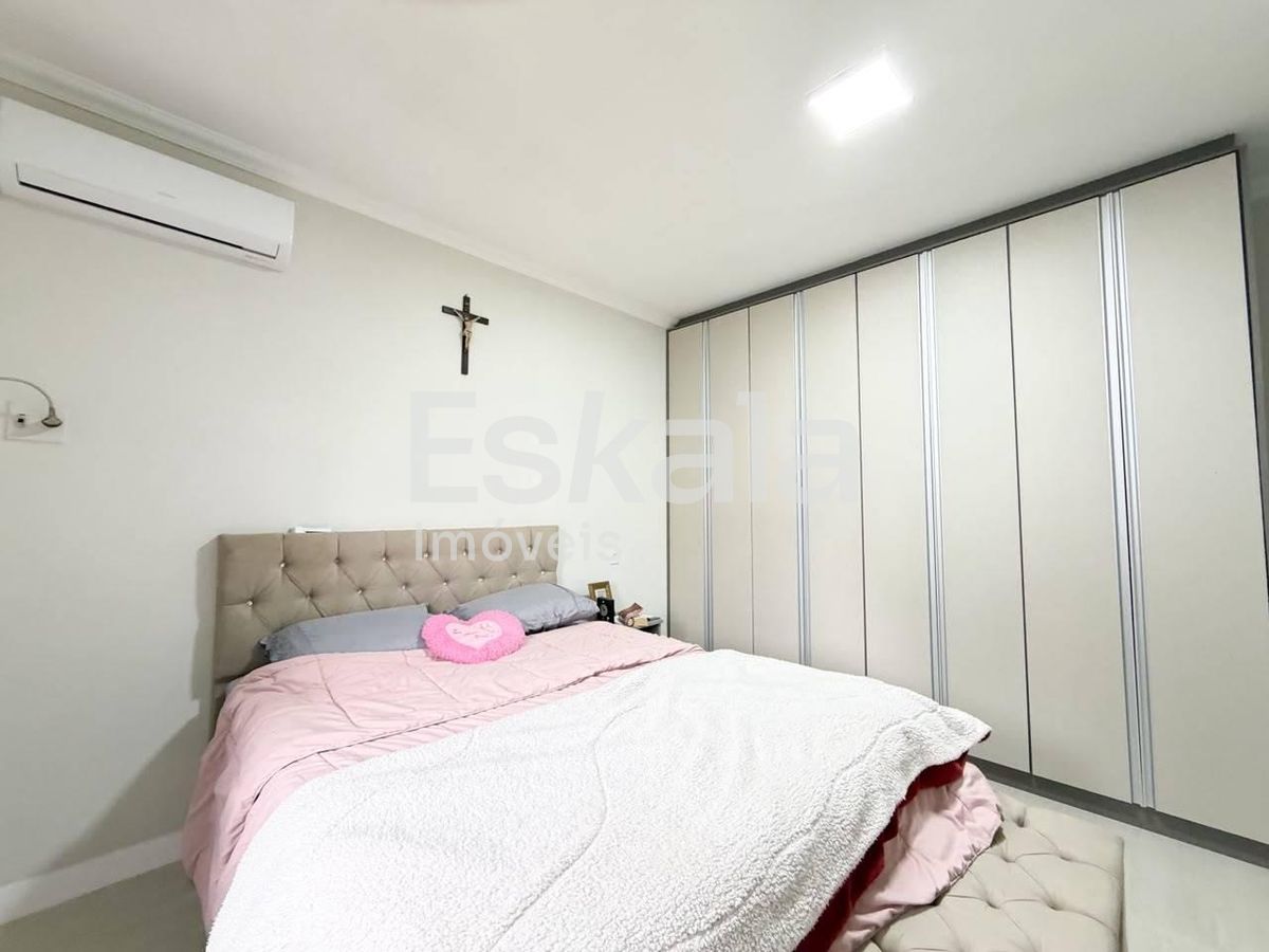 Casa Semimobiliado Com 01 suíte + 02 Quartos Tifa Martins - Jaraguá do Sul