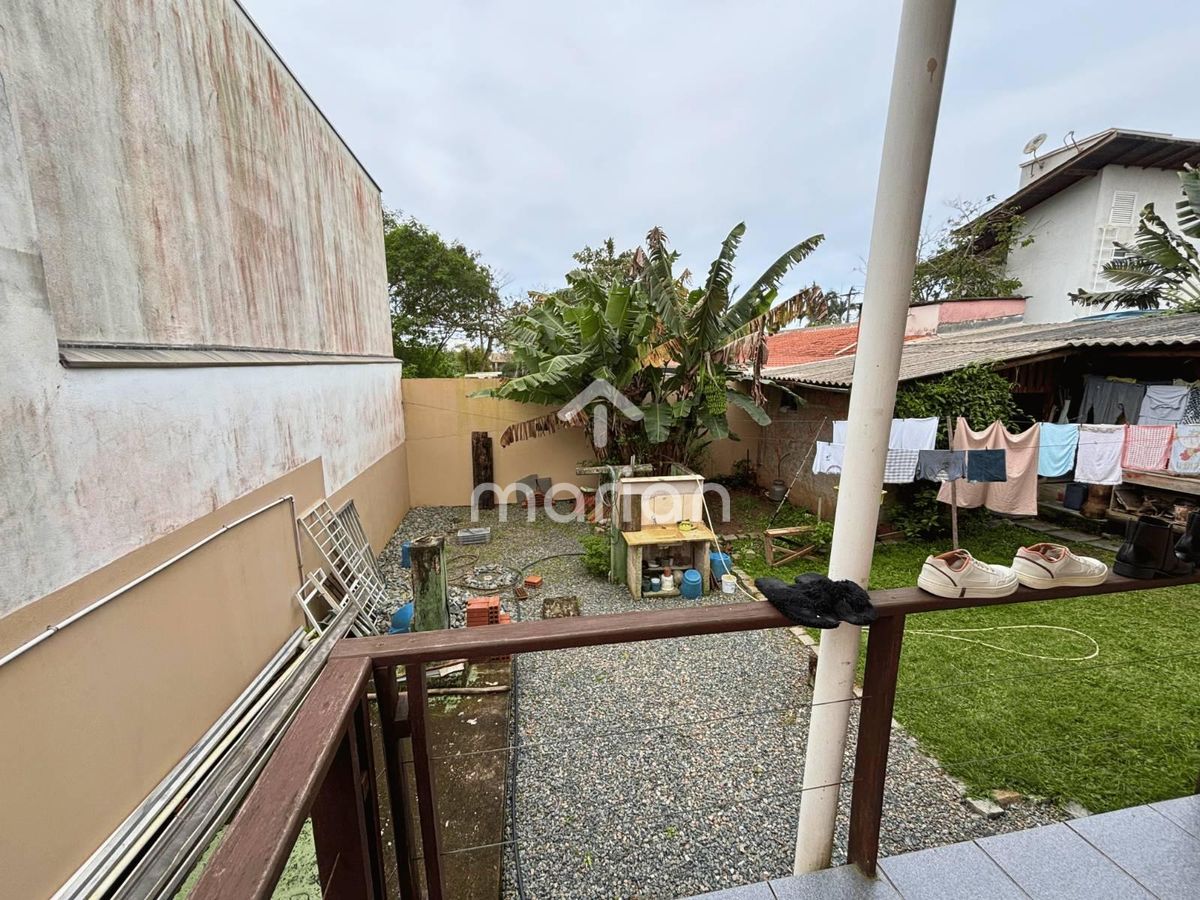 Casa a 600m da praia com 3 quartos, Praia Grande - Penha
