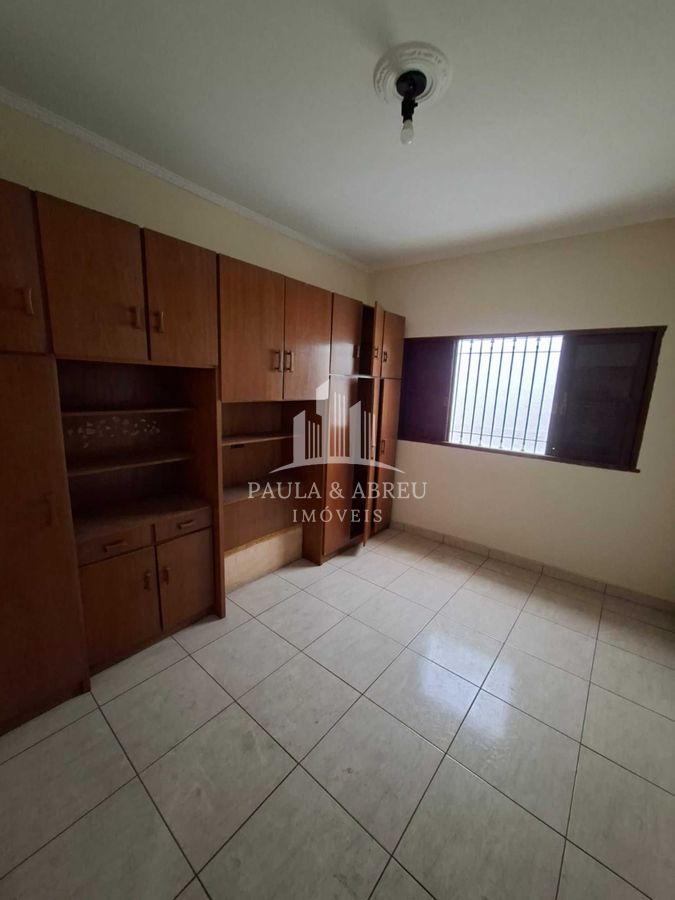 Casa, 3 quartos, 200 m² - Foto 13