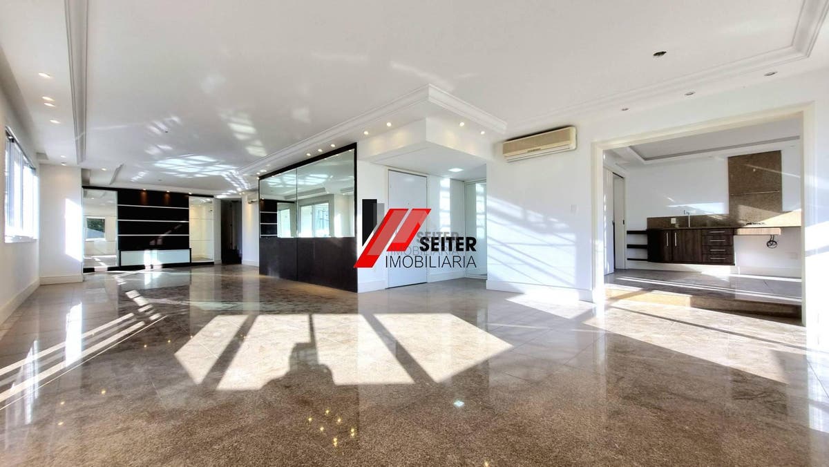 Apartamento de 4 dormitorios para alugar na Beira Mar de Florianopolis