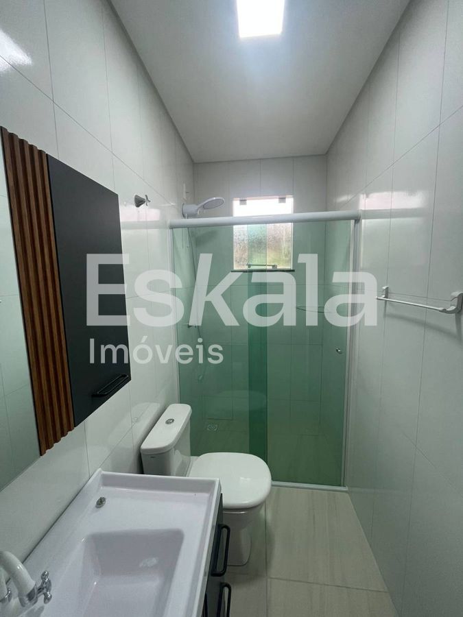 Casa com 03 quartos beira rio - guaramirim