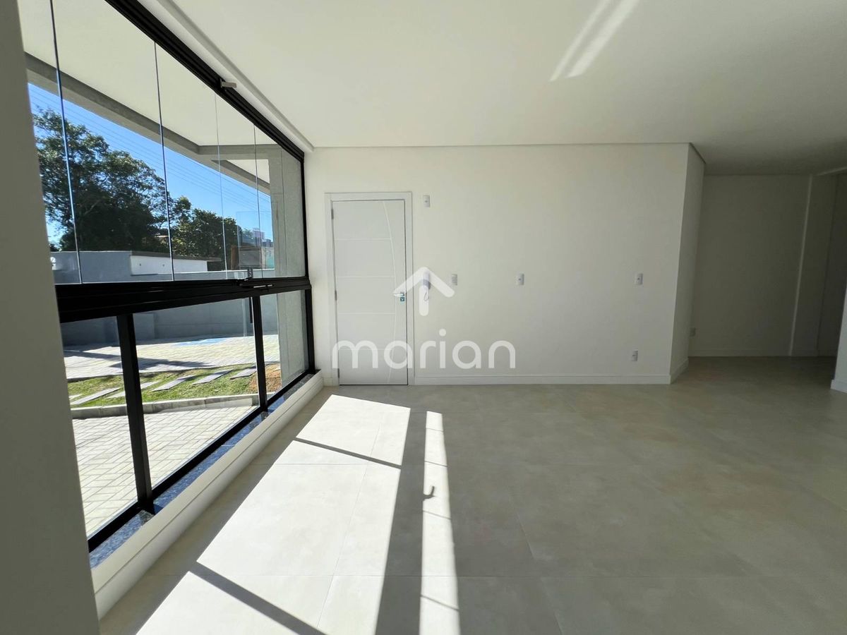 Apartamento com 2 quartos, Itacolomi - Balneário Piçarras