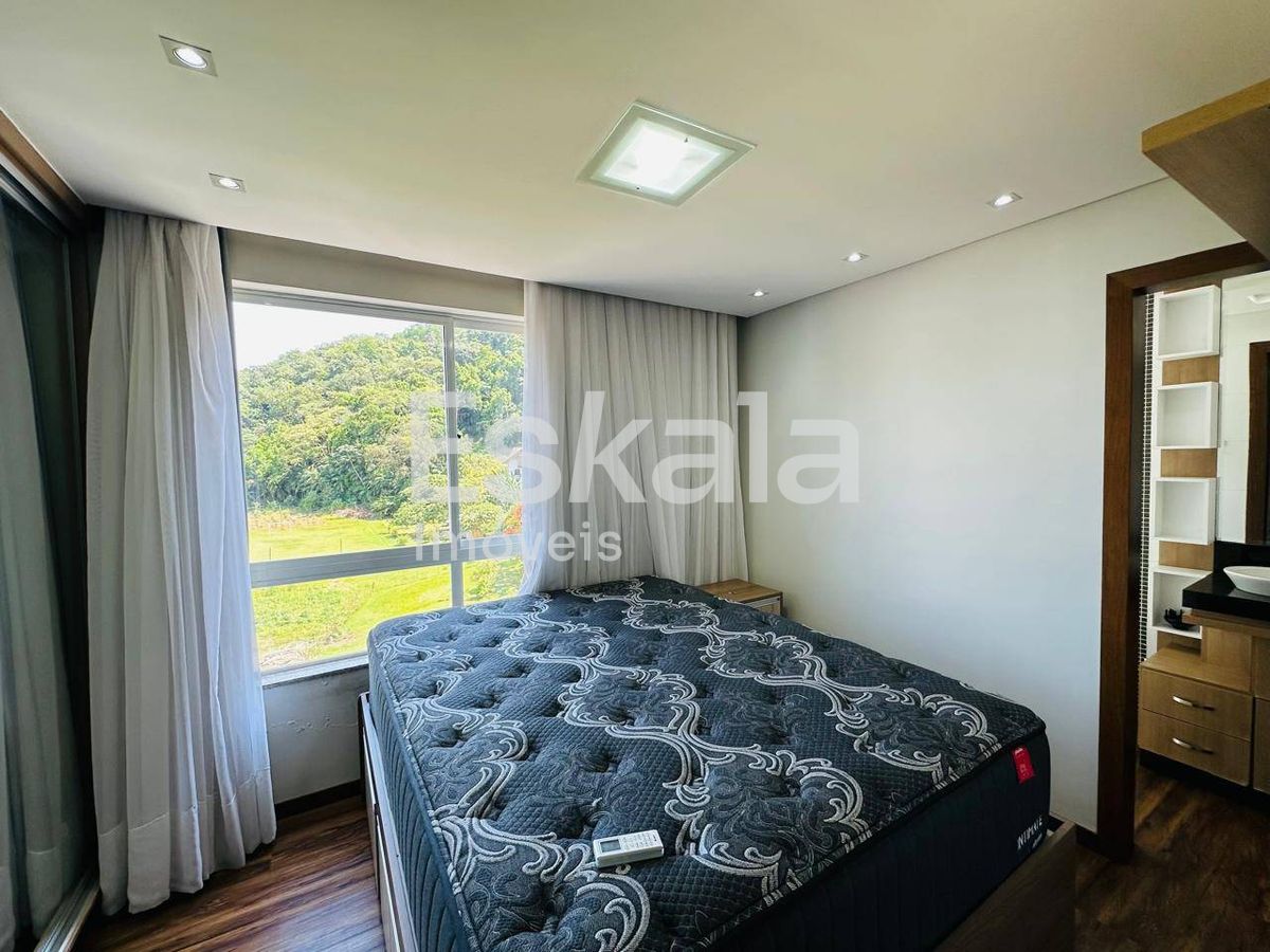 Apartamento porteira fechada com 01 suíte+ 02 quartos centro - jaraguá do sul