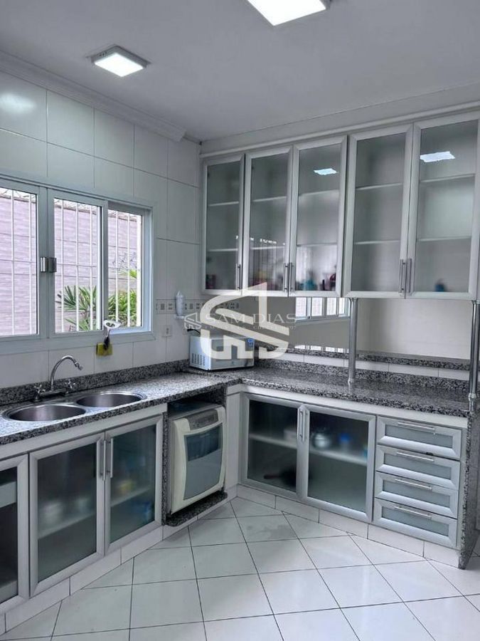 Casa, 3 quartos, 190 m² - Foto 18