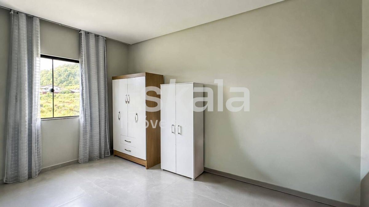 Sobrado Semi Mobiliado com 01 Suíte + 02 Quartos Três Rios do Sul