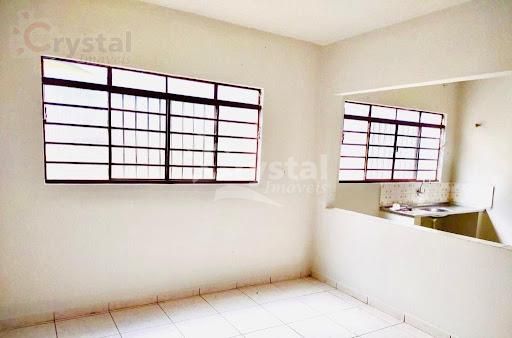 Casa com 2 quartos, Jardim Brasil - Avaré. Foto 2