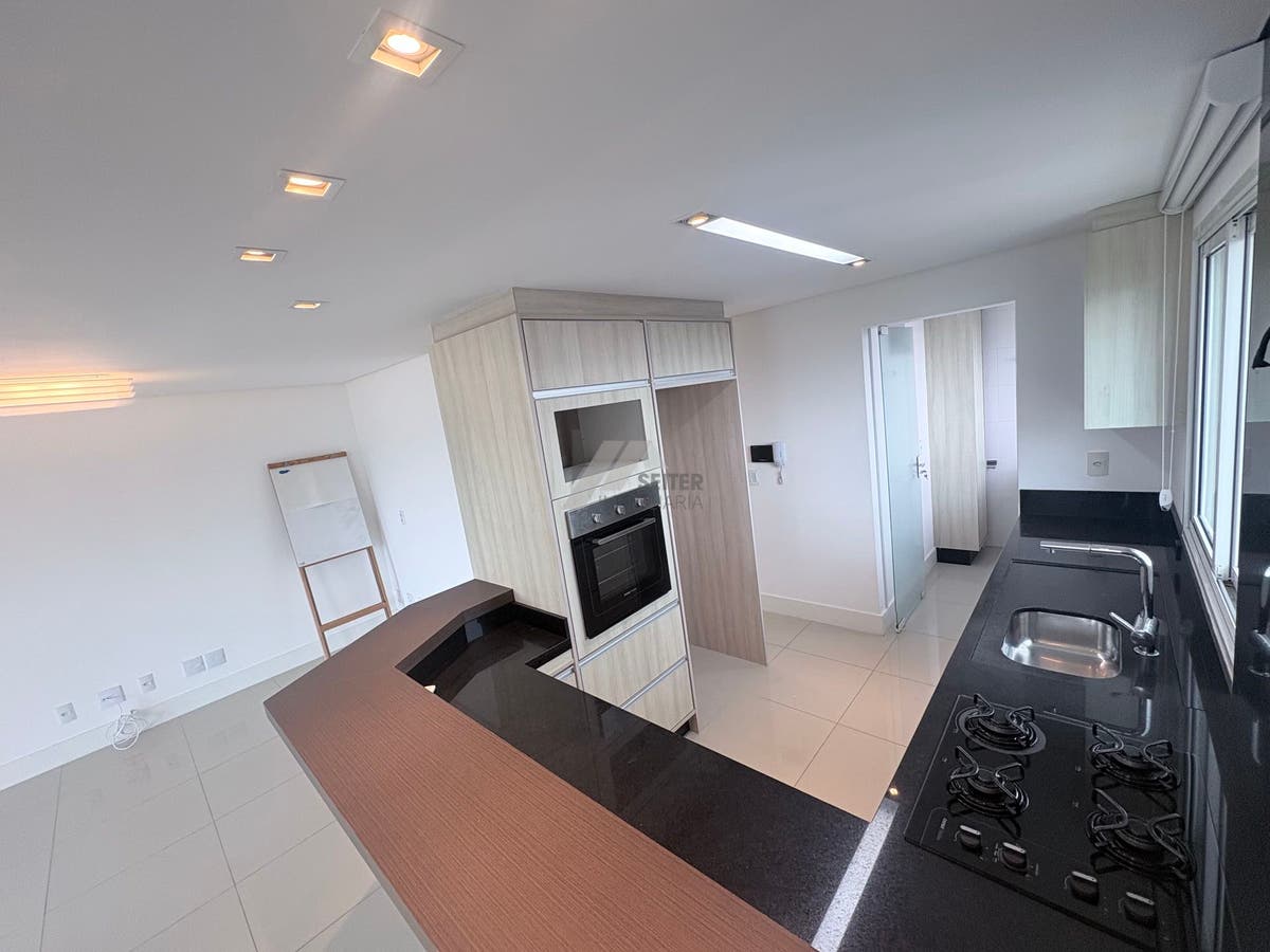 Apartamento 3 domitorios suite venda Florianopolis Agronomica